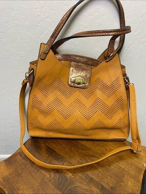 MG Collection Helen perforated Chevron Snake Skin Shoulder Bag W/detachable bag